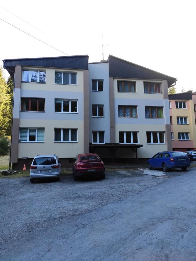 Apartman Anna Демановска Долина Екстериор снимка